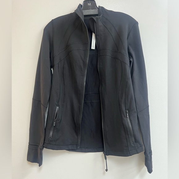 LuluLemon Define Jacket Luon in Black - Picture 7 of 11